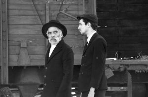 "Kainós Magazine® 1945 recensione al film"