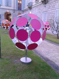 "Dandelion Intesa Sanpaolo inaugura mostra per il Fuorisalone2018"